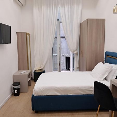 Cavour Luxury Rooms - Lr Collection ローマ エクステリア 写真