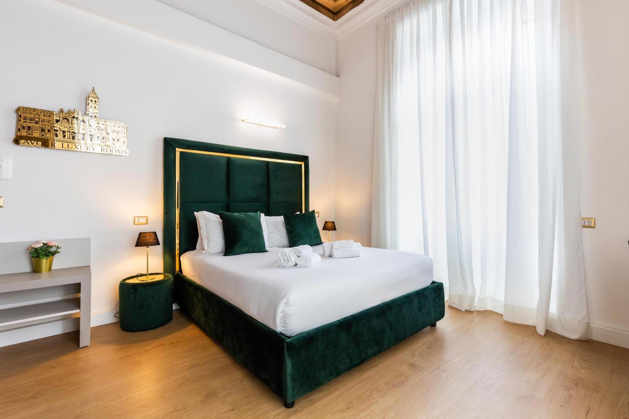 Cavour Luxury Rooms - Lr Collection ローマ エクステリア 写真