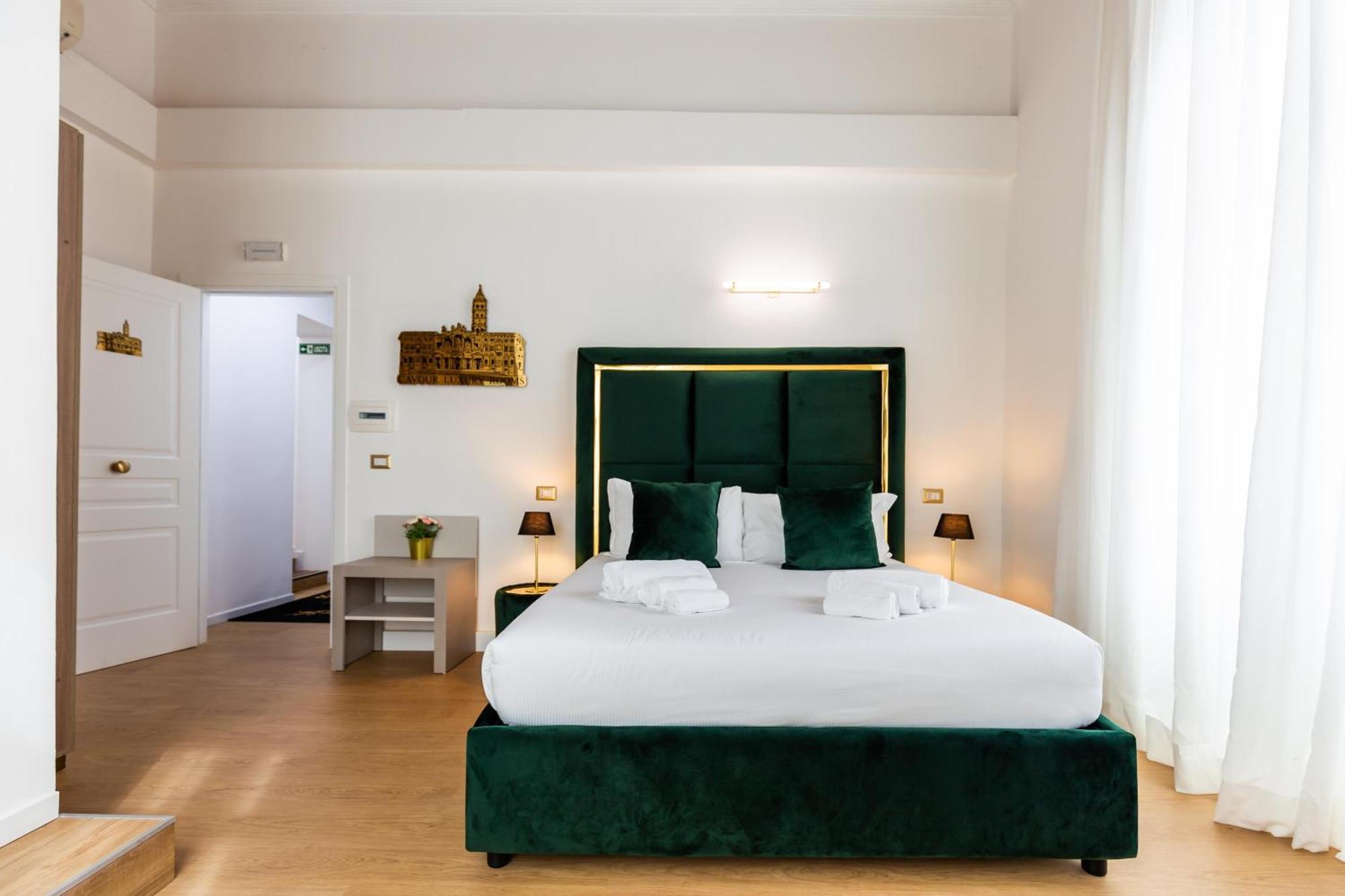 Cavour Luxury Rooms - Lr Collection ローマ エクステリア 写真